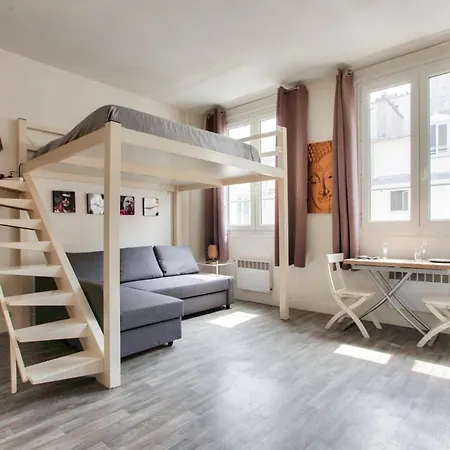 Montmartre Superbe Studio Paris Free Netflix-2